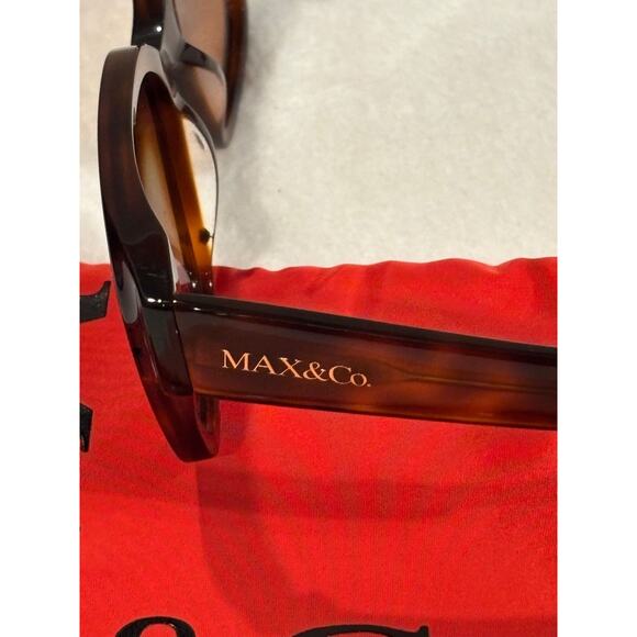 Brand New Max & Co Sunglasses - Tortoise Shell MO0075 52F Size 55-17-140*3 main image 4